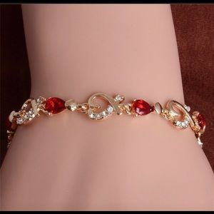 18k gold 𝐡𝐞𝐚𝐫𝐭 & 𝐑𝐮𝐛𝐲 𝐛𝐫𝐚𝐜𝐞𝐥𝐞𝐭